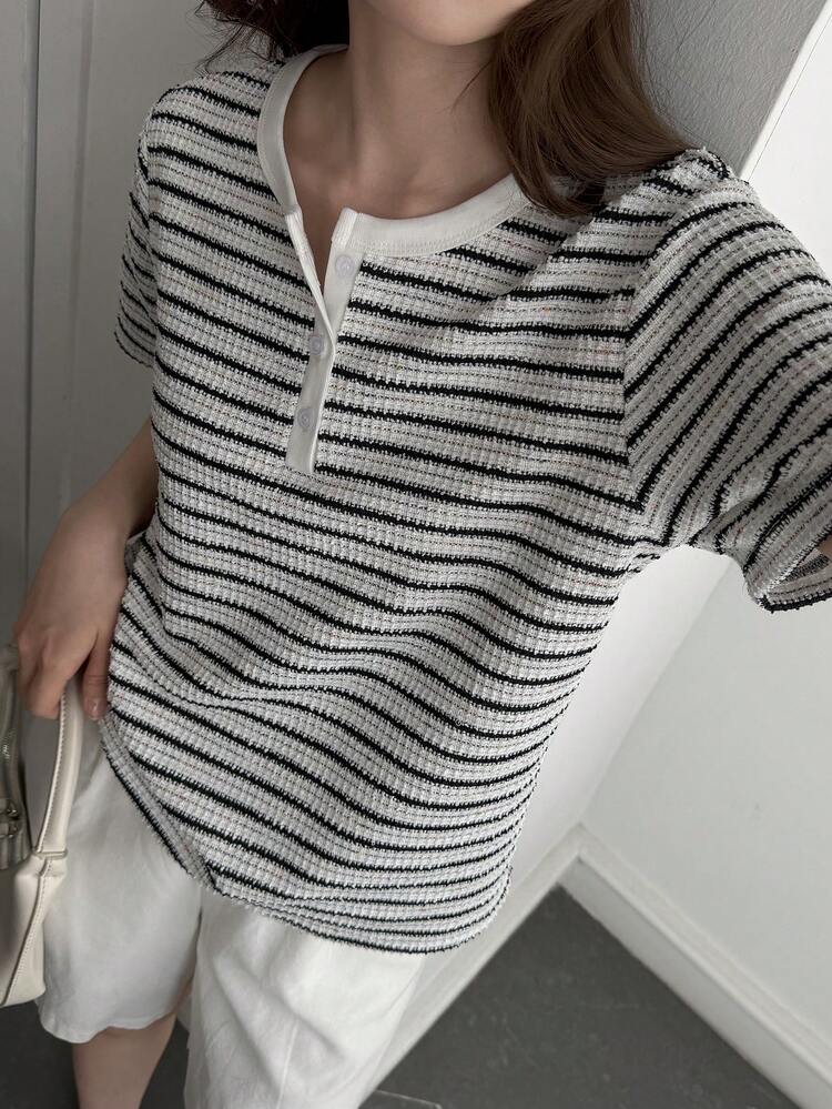 Women's Striped Button Half-Placket Short Sleeve Casual Loose T-Shirt Summer