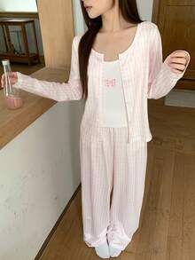 DAZY 女士修身印花开衫、吊带背心和直筒裤睡衣三件套，春季款 - 粉色 - 查看 7