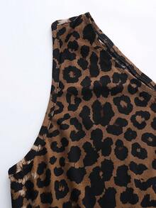 GlowEve CURVE Women's Asymmetric Leopard Print Metal Buckle Plus Size Blouse,Brown,Summer,70's,Night,Party Animal Corset Top For Beach Vacation Spring Clothing - Multicolor - View 5
