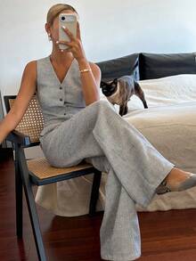 DAZY Conjunto de 2 piezas de mujer con camiseta sin mangas de cuello en V y botones delanteros elegantes, y pantalones - Gris Claro - Ver 5