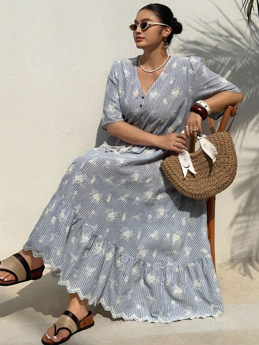 Dazy Plus 大码条纹印花刺绣V领流苏装饰短袖连衣裙 - 藍色 - 查看 1