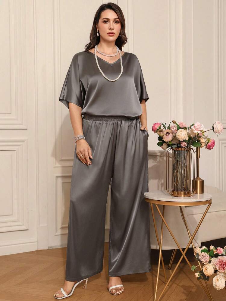 Plus Size Elegant Solid Color V-Neck Short Sleeve Top And Pants 2-Piece Set, Summer\Summer\Elegant, Summer Outfits Blouse And Pants Set 2 Piece Casual Sets Woman Two Piece Set Women Elegant Summer Outfits Elegant Women's Set  Formal Attire For Women Women Suit Sets Pants Suits For Woman Elegant Women Clothes Sets Summer Outfits For Women  Beach Outfit For Women  Casual  Vacation Outfits Women Country Concert Outfit Peplum
