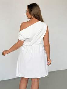 Auralis 大码女式纯色褶皱不对称肩部优雅连衣裙 - 白色 - 查看 3