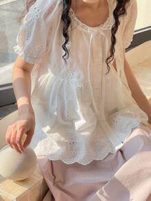 FRIFUL Áo kiểu nữ cổ tròn, thêu toàn thân, dáng rộng, có bèo nhún ở gấu áo, thích hợp mặc mùa hè. - trắng - Xem 2