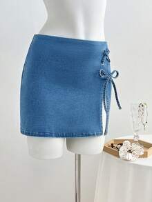 Elamini Fashionable Metal Eyelet Lace-Up Washed Denim Mini Skirt - Medium Wash - View 3