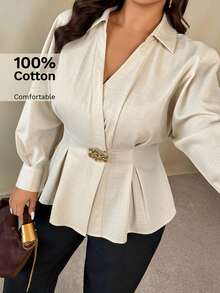 Auralis 女士长袖褶裥不对称金属扣装饰白色衬衫，优雅裹身式衬衫，适合工作场合，法式浪漫风格上衣，适合秋季、冬季和春季穿着。 - 米色 - 查看 1