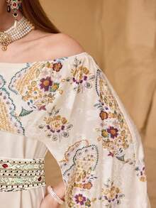 Modelyn Gaun Midi Elegan dengan Dekorasi Bunga dan Potongan Pinggang Ramping yang Mempesona untuk Wanita - Aprikot - View 5