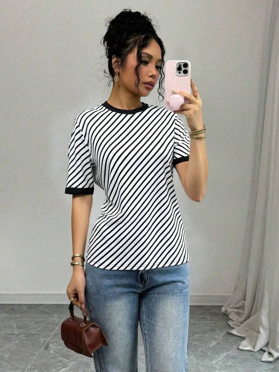 SHEIN Raffinéa Women's Casual Fashion Loose Round Neck Striped T-Shirt, Minimalist Versatile Design, Spring/Summer
