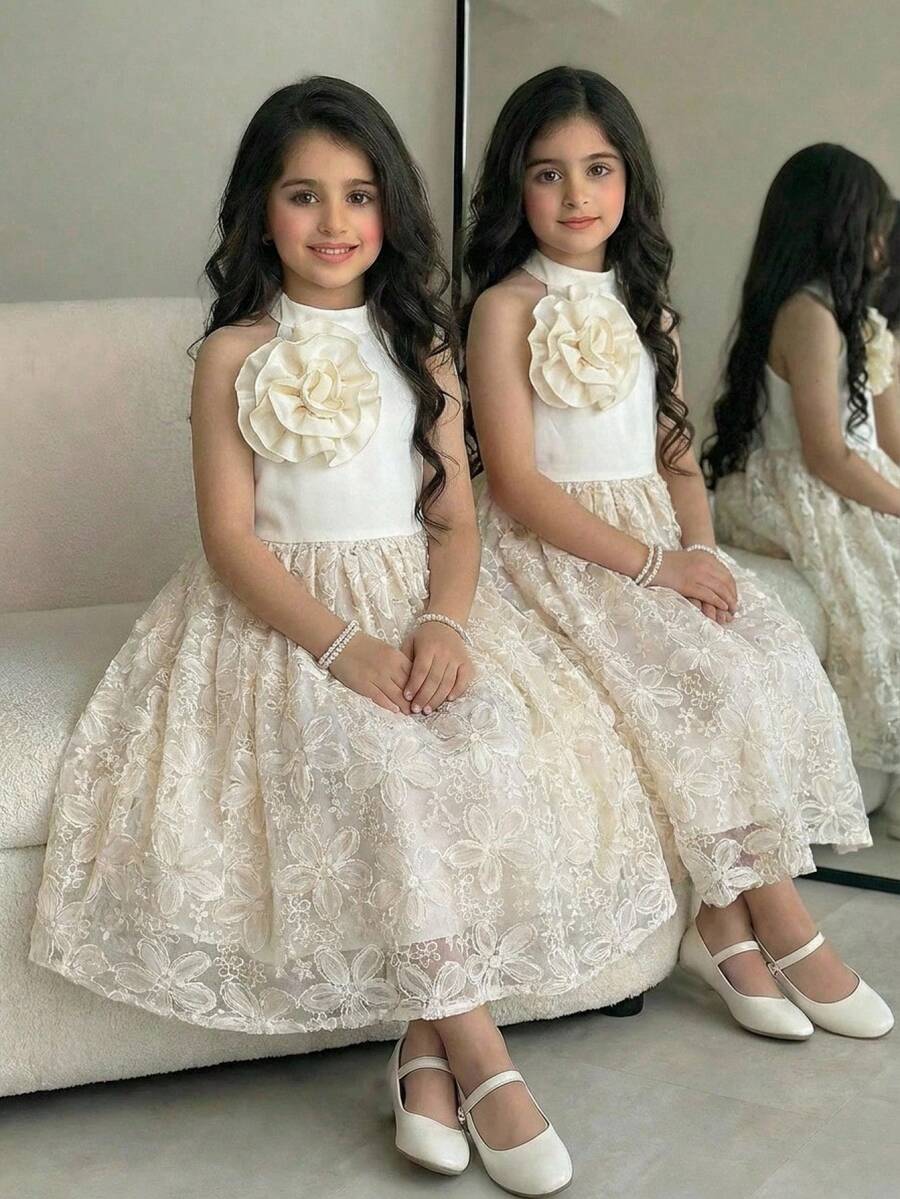 Vestido infantil elegante com bordado floral em tule, sem mangas, gola redonda, cintura marcada e modelagem evasê, estilo princesa, para daminhas de honra, cor damasco. - Damasco - Ver 1