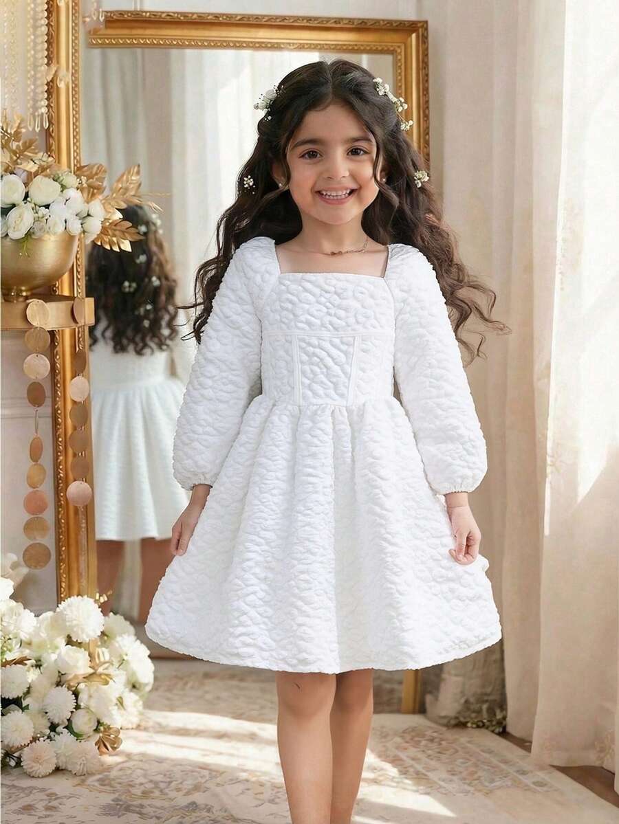 春秋新款时尚女童复古法式方领长袖纯色提花面料收腰A字连衣裙，适合日常穿着、宴会和演出等场合。 - 白色 - 查看 1