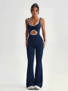 Dewbera 女士黑色连体裤，喇叭裤款式，适合春夏穿着，正面撞色拼接褶皱镂空设计，高腰U领U型后背，适合休闲、健身、瑜伽、跑步等场合。 - 藏蓝色 - 查看 6