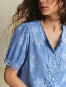 Écloséra Áo sơ mi nữ tay ngắn màu xanh dương kiểu Pháp cổ điển phối ren, áo mùa hè nữ, áo mùa hè nữ, áo ngoài trời nữ, áo thanh lịch nữ, áo đi nghỉ mát nữ, áo thường ngày nữ, áo có họa tiết nữ, áo xanh dương nữ, áo hoa nữ. - Màu xanh lam - Xem 2