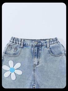 SHEIN ChillGRL Tween Girl Y2K Blue Denim Straight Leg Long Jeans With Daisy Flower Patches 70s Girls Sunflower Girls 70s Kids Girls Flower Embroidered Jeans Baggy Jeans Flower Jeans Young Girls Baggy Jeans Girls Wide Leg Jeans Baggy Floral Jeans Pants Embroidery - Blue - View 3