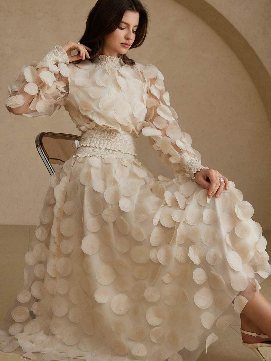 Aveloria Rosie 杏色网纱层叠镂空花卉长袖衬衫，精致浪漫，适合下午茶和约会。 - 杏色 - 查看 1