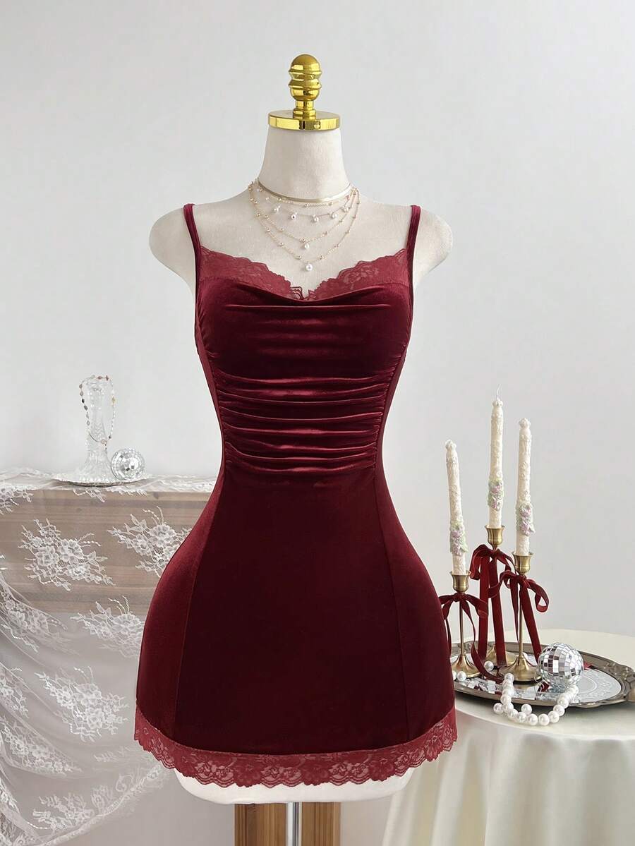Elamini Summer Casual Vacation Lace Fitted Ruched Spaghetti Strap Sexy Burgundy Women Dress - Burgundy - View 1
