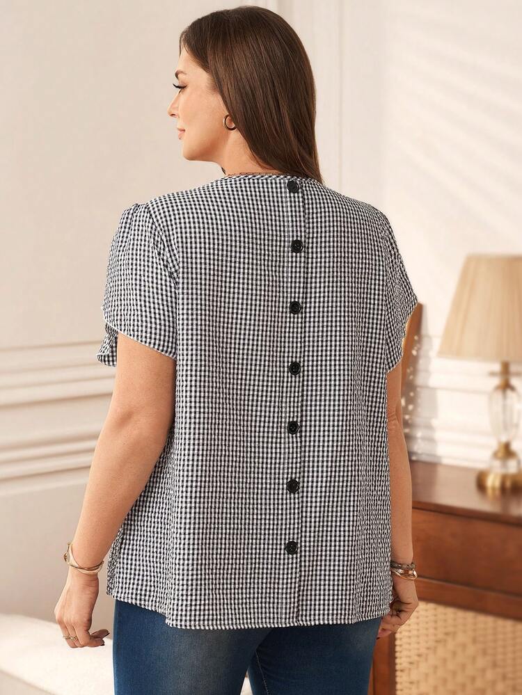 Plus Size Women's Summer Casual Vacation Country  Black & White Plaid  Round Neck Short Sleeve Blouse Top Shirt With Button Decor, Spring/Summer\Vacation,Summer\Vacation,Summer Holiday,Spring Break Outfits ,Vacation Outfits Women ,Holiday Outfits For Women,Going Out Outfits,2026 New Clothes,Simple And Fashionable For Everyday Wear,Suitable For Summer, Vacation, Daily Wear, Plus Size Short Sleeve Tops