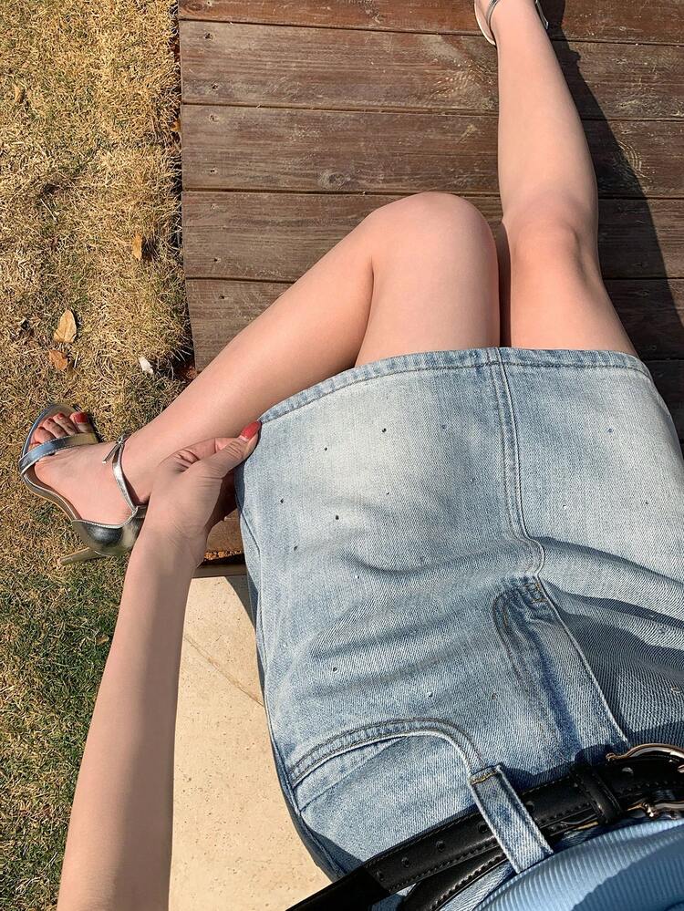Women's High Waist Pockets Rhinestone Embellished Casual Denim Skirt