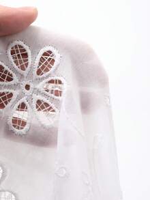 DAZY Đầm slip tay ngắn xếp ly họa tiết hoa nhí, đầm công sở thanh lịch cổ vuông. - Màu be - Xem 7