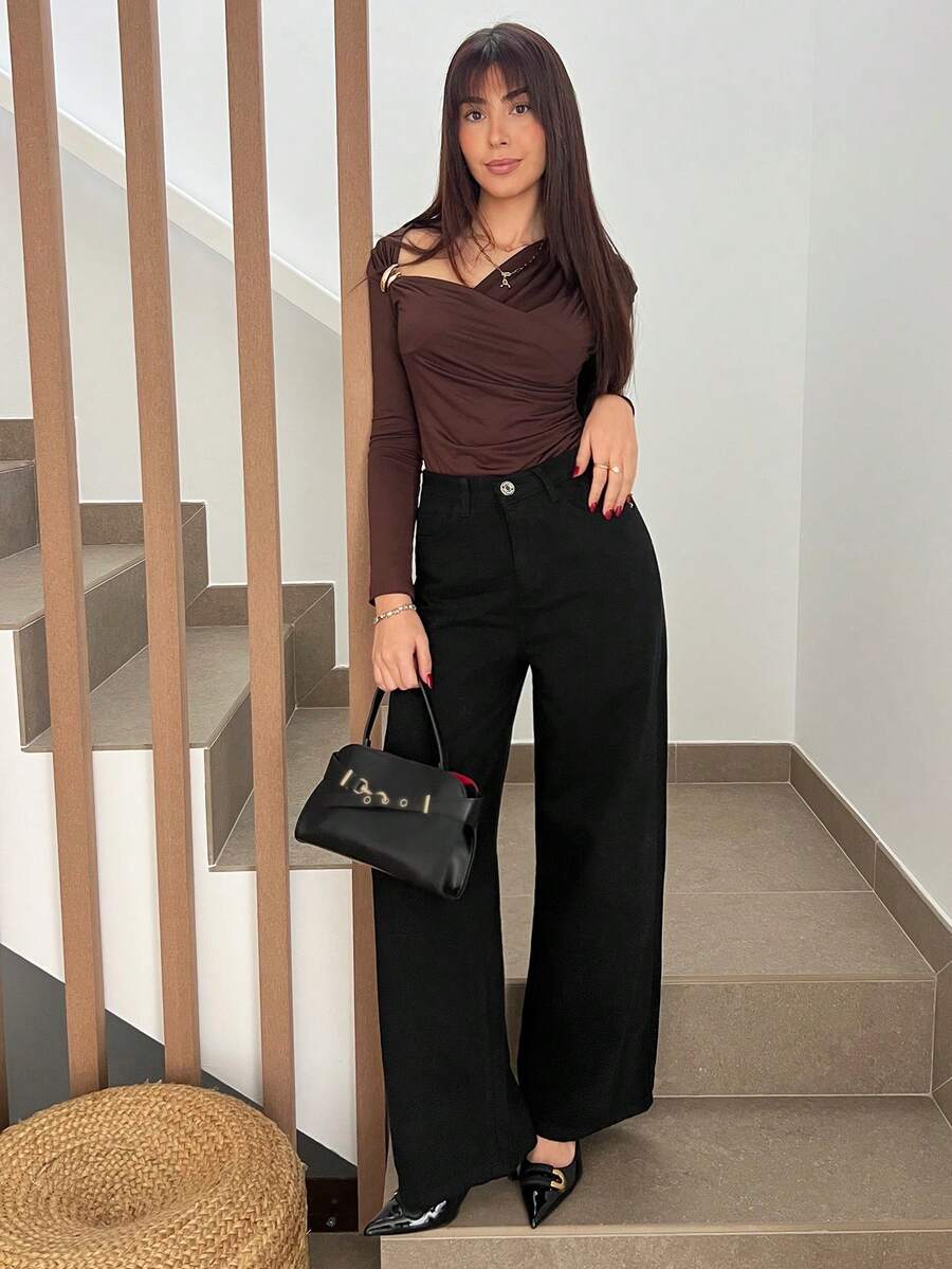 Hitanina 女士简约日常穿着黑色宽松直筒牛仔裤 - 黑色 - 查看 1