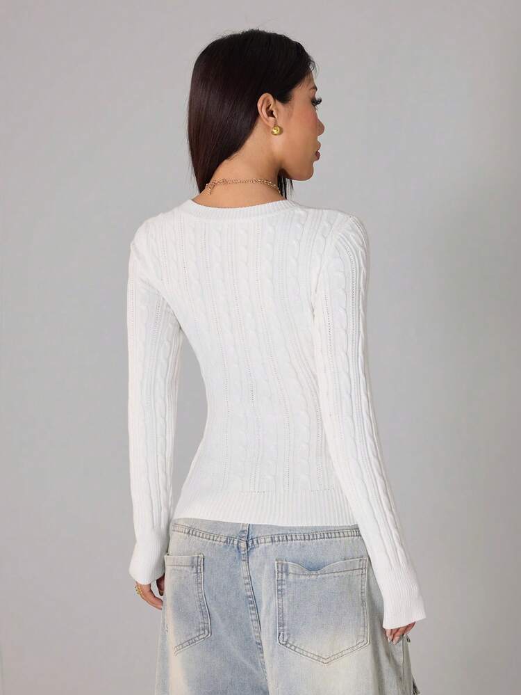 SHEIN PETITE 女士秋冬复古学院风 Y2K 日常穿搭外出文艺复兴集市夜店装扮白色 V 领毛衣 - 白色 - 查看 2