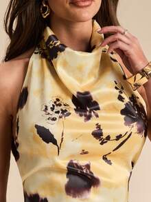 SHEIN BAE 黄色碎花吊带休闲上衣，黄色上衣，优雅上衣，度假上衣，婚礼上衣，返校/毕业季上衣 - 黃色 - 查看 4