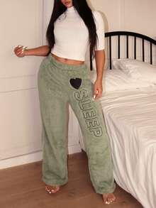 Lowkey Lull Ins 休闲顽皮女孩双面抓绒珊瑚绒爱心“睡衣”刺绣亲肤外套舒适家居休闲网红女睡裤 - 綠色 - 查看 1