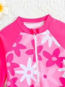 SHEIN Playful Pals 女童鲨鱼印花长袖连体泳衣，可爱设计，防晒，夏季 - 玫紅色 - 查看 4