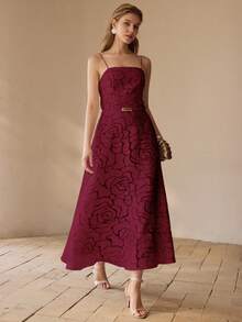 MOTF PREMIUM 法式优雅连衣裙，女士无肩带玫瑰花卉A字型喇叭裙摆礼服 - 酒紅色 - 查看 1