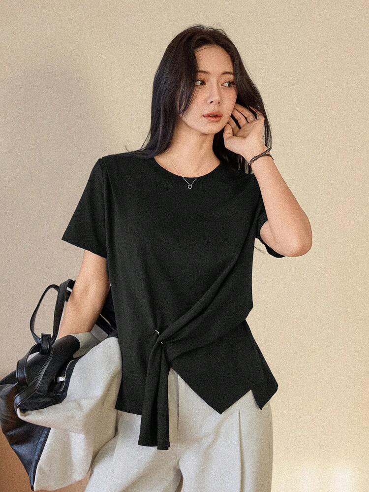 Spring & Summer Loose Casual Chic Patchwork Contrast Color Office Round Neck Design Old Money Lady T-Shirt Business Casual Woman