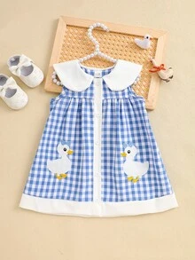 SHEIN Playful Pals 女婴夏季梭织连衣裙，蓝白格子公主裙，可爱小鸭刺绣无袖中长连衣裙，适合休闲、户外、派对等场合 - 藍色 - 查看 3