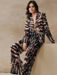 Anewsta Spring & Summer Beach Outfit, Leopard, Zebra, Animal Print Tie-Up Casual Holiday Vacation Elegant 2-Piece Set - Brown - View 7