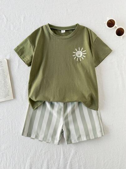 Playful Pals 2pcs/Set Toddler Boys' Casual Fashionable Comfortable Graphic Print Round Neck Raglan Top And Striped Print Shorts, Suitable For Spring/Summer Outdoor Play And Daily Wear
