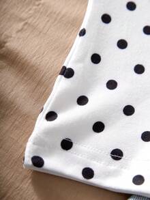 Sparklyn 1件少女复古法式黑白波点印花露肩短袖修身短款上衣，适合日常通勤、朋友聚会、休闲外出、度假，是春夏的理想之选。 - 白色 - 查看 3