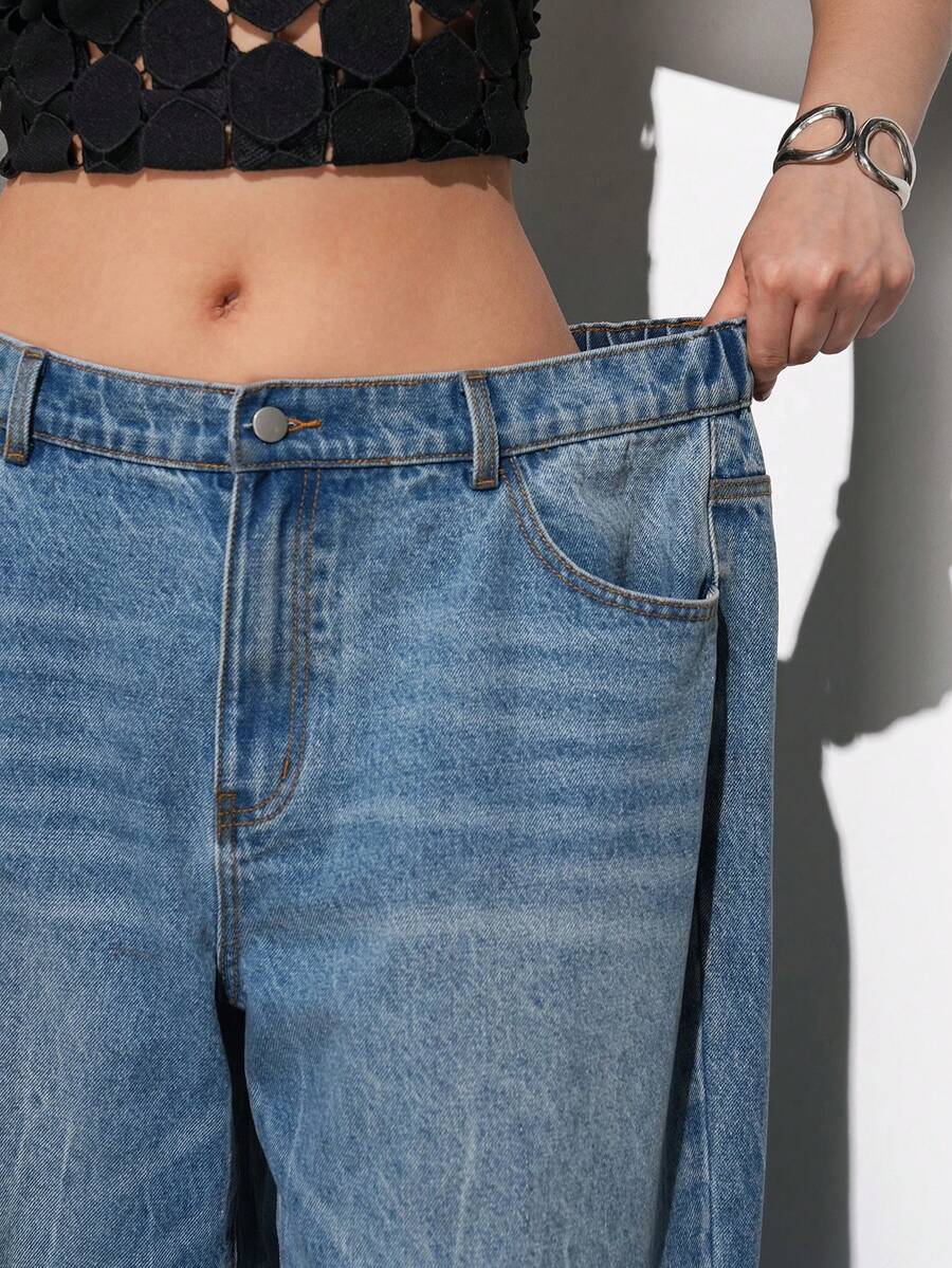 Maija Plus Size Solid Color Minimalist Everyday Jeans - Medium Wash - View 1