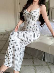 DAZY Charming Polka Dot Full Print Slim Fit Long Nightgown For Women - White - View 5