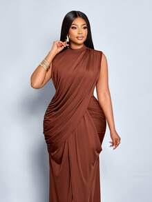 SOLERSUN 大码女装时尚经典纯色修身优雅立领无袖高开衩及大腿连衣裙，多种打结、褶裥设计，毕业礼服、舞会礼服、万圣节礼服、派对礼服，简约通勤日常百搭，适合返校季、毕业季、新年、跨年夜、秋季、春季、夏季穿着。 - 咖啡棕 - 查看 7
