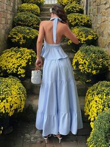 MainGRL 浅蓝色条纹露背吊带短款上衣搭配层叠长裙，完美适用于海滩度假、度假村晚宴、新娘送礼会、花园派对和夏季婚礼。2026春夏甜美度假套装，女士两件套长裙吊带上衣和长裙套装，夏季裙装套装，长裙两件套，蓝色度假连衣裙，女士蓝色吊带连衣裙，粉蓝色连衣裙，女士浅蓝色长裙，浅蓝色夏季连衣裙 - 藍色 - 查看 2