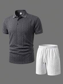Manfinity Bizformal Bộ đồ nam gồm áo polo jacquard màu xám đậm và quần short jacquard màu trắng - Chất liệu dệt kim có họa tiết, thoáng khí, dáng regular fit, phù hợp cho công sở và cuối tuần, trang phục thường ngày mùa hè cho nam/Áo polo tay ngắn dệt kim có họa tiết màu xám cài nút cho nam mùa hè, bộ 2 món jacquard có họa tiết dành cho nam - Xám đậm & Trắng, bộ áo polo tay ngắn và quần short thường ngày cho nam, chất liệu dệt kim móc. - Nhiều màu - Xem 4