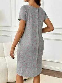 SHEIN Vestido de maternidad de manga corta con estampado de lazo - Rosa - Ver 2