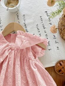 SHEIN LMoss Kids Robe d'été mignonne pour bébé fille avec col Peter Pan brodé de fleurs, couleur abricot - Rose bonbon - Voir 6