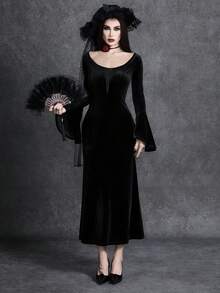 Glisette Women's Solid Color Scoop Neck Flare Sleeve Fitted Elegant Dress - Black - View 1