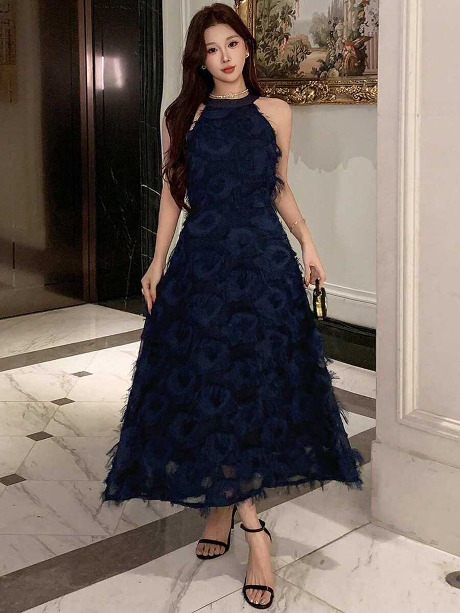 DAZY Đầm dài đến bắp chân không tay cổ tròn có họa tiết dành cho nữ - Màu be - Xem 1