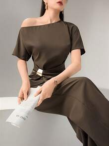 Heiryn New Design Unique Oblique Shoulder Ruched Metal Buckle Decor Elegant Commuter Top And Pants Two Pieces Set - Coffee Brown - View 2