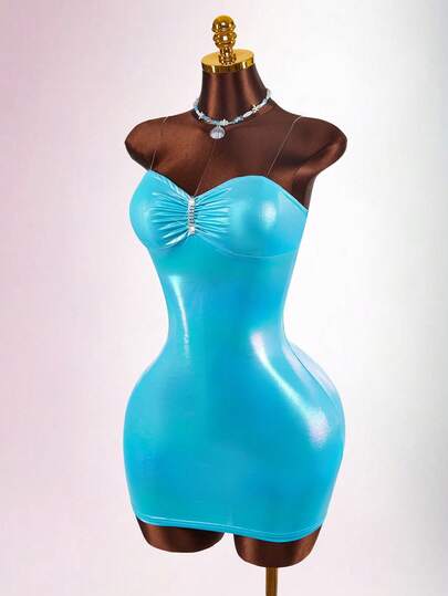 Amplova 2026新款美人鱼设计水钻装饰性感无肩带低胸迷你连衣裙