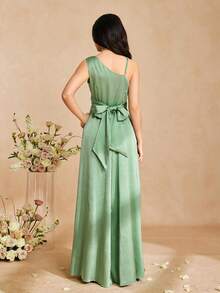 缎面单肩褶皱腰身喇叭裙，后背蝴蝶结装饰，高端正式礼服，适合青少年，可用于婚礼、派对、演出、生日、宴会等各种场合，四季皆宜。 - 綠色 - 查看 2