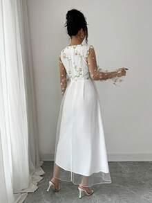 SHEIN Elenzya 2026春夏新款女式白色网纱拼接刺绣粉色桃花A字腰方领优雅浪漫长袖中长连衣裙，适合女士婚礼、派对、正式晚宴、毕业季/开学季（随机碎花图案） - 白色 - 查看 2