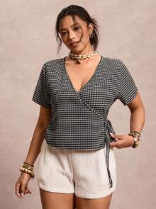 SHEIN VCAY Plus Size Plaid Print Wrap V-Neck Casual Short Sleeve T-Shirt, Summer Tops - Black and White - View 3