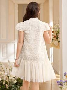 SHEIN Vestido elegante con cuello, malla, bordado de lentejuelas y volantes en el bajo para niña preadolescente - Blanco - Ver 2