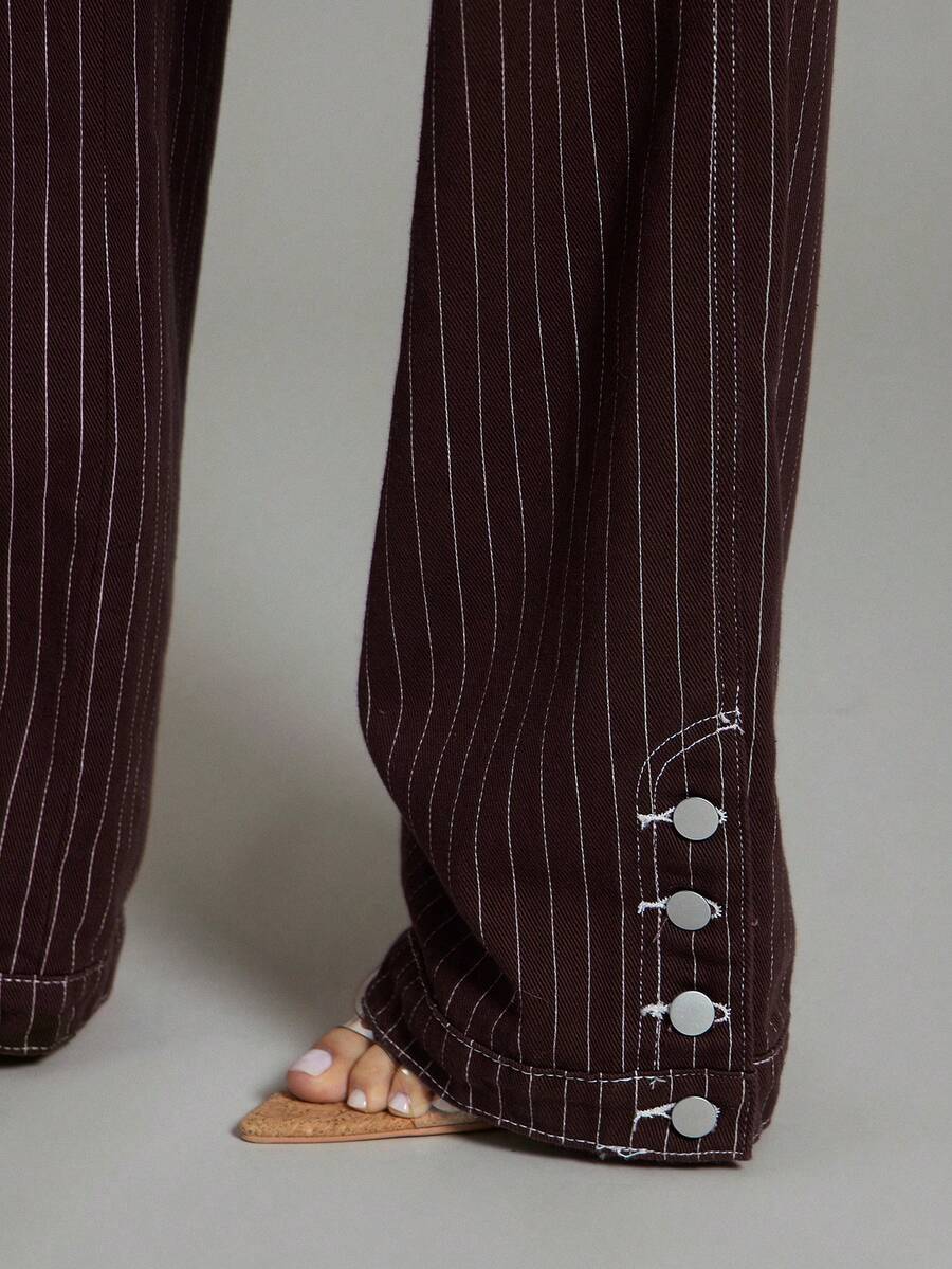 Denimoi Jeans rectos con detalle de botones y abertura en el tobillo, moda de ropa de calle de mezclilla sobre mezclilla para invierno - Café integral - Ver 1