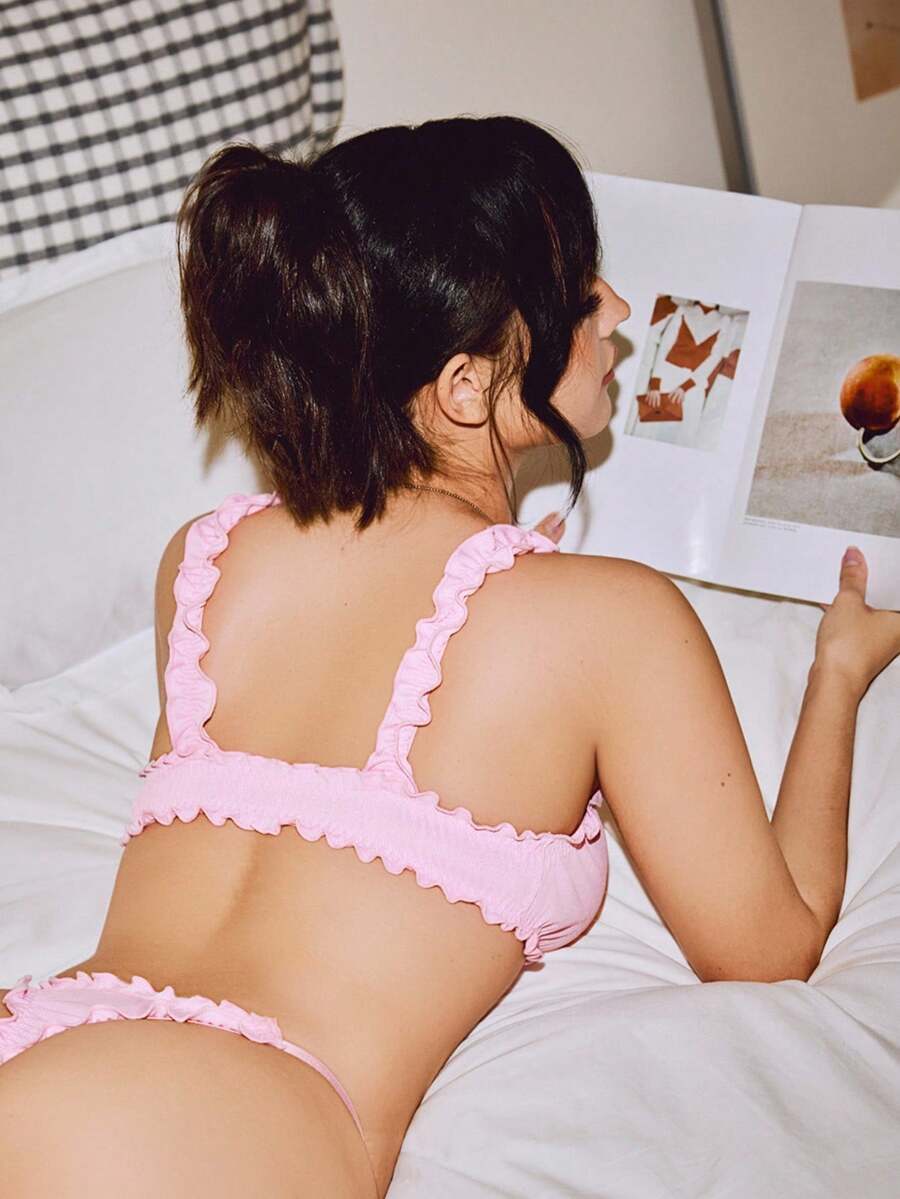 Lowkey Lull 2pcs Pink Seamless Knit Texture Ruffle Trim Casual Everyday Bra & Panty Set For Women - Pink - View 1